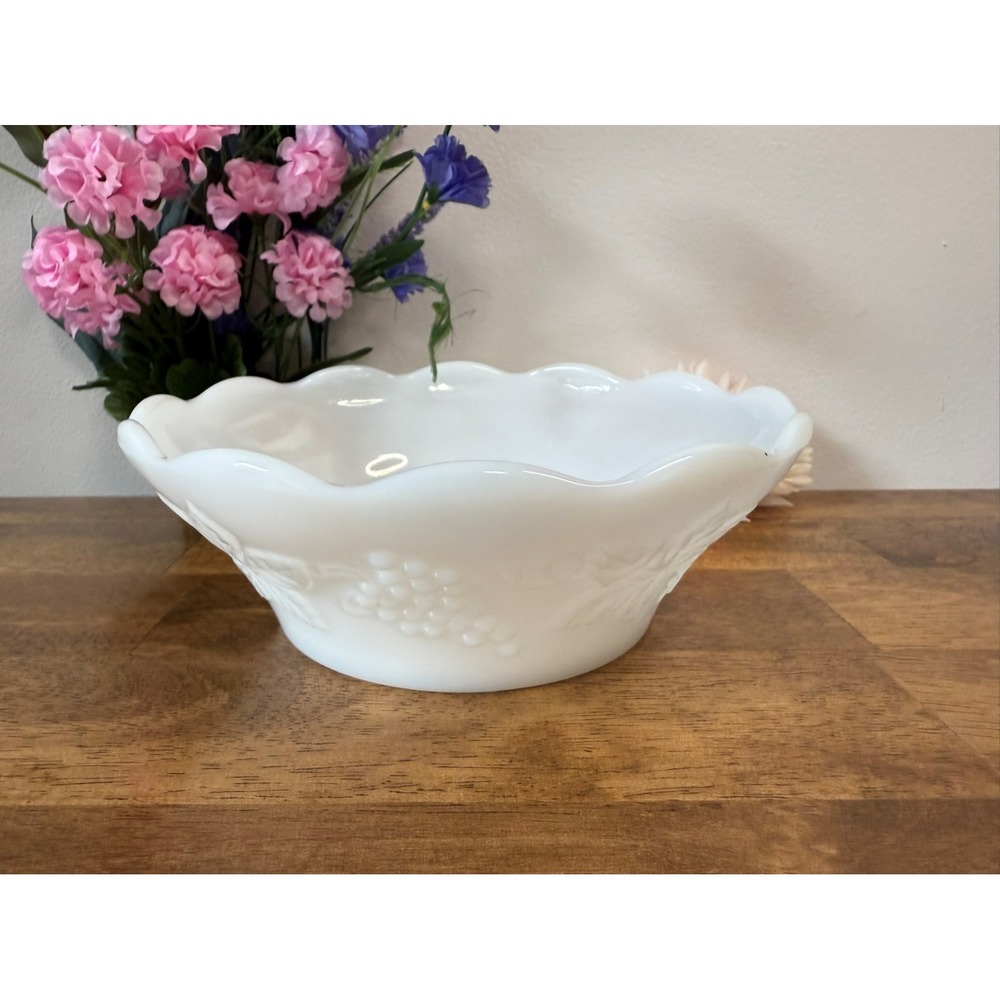Vintage Milk Glass Fruit and Grape Embossed Serving Bowl Scalloped Edge‎